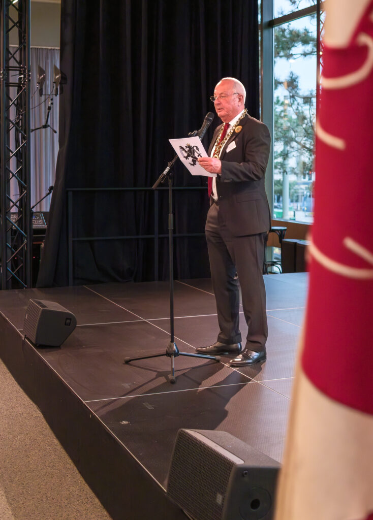 E. E. Zunft zu Gerbern - %title