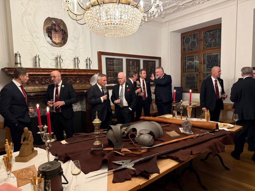 E. E. Zunft zu Gerbern - %title